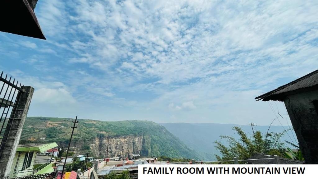 Odyssey'S Pateng Homestay, Cherrapunji Εξωτερικό φωτογραφία